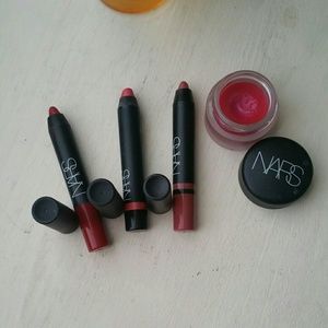 Free Nars Bundle